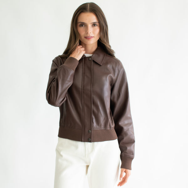 Chamarra Corta de Vinipiel