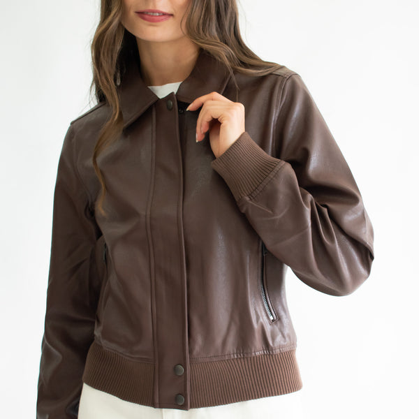 Chamarra Corta de Vinipiel