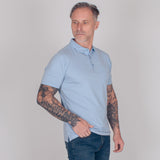 Playera Polo Hombre Regular Fit | Aberturas Laterales y Bolsillo Parche