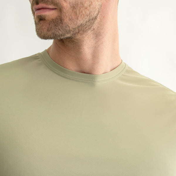 Playera Hombre Regular Fit – Manga Corta Cuello Redondo
