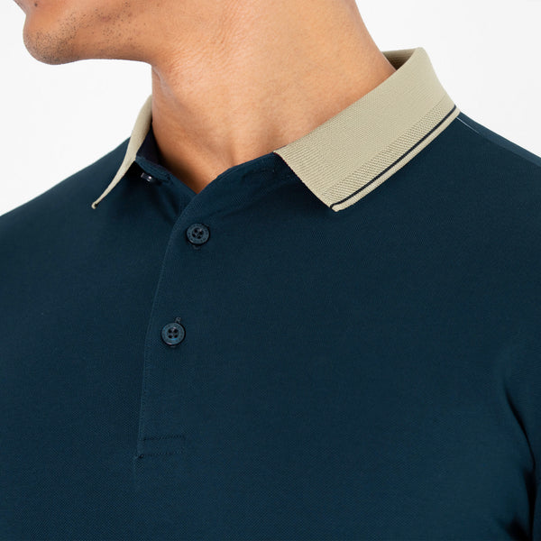 Playera Polo con Contraste en Cuello