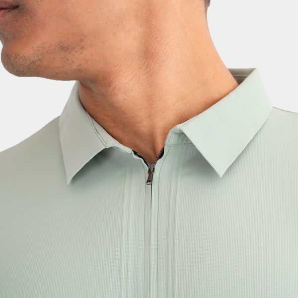 Playera Polo con Cierre y Detalles en Realce