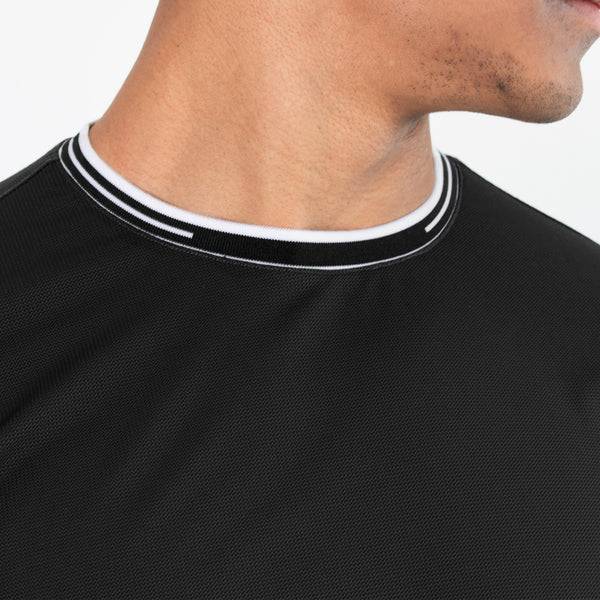 Playera Cuello Redondo con Contratste en Cuello