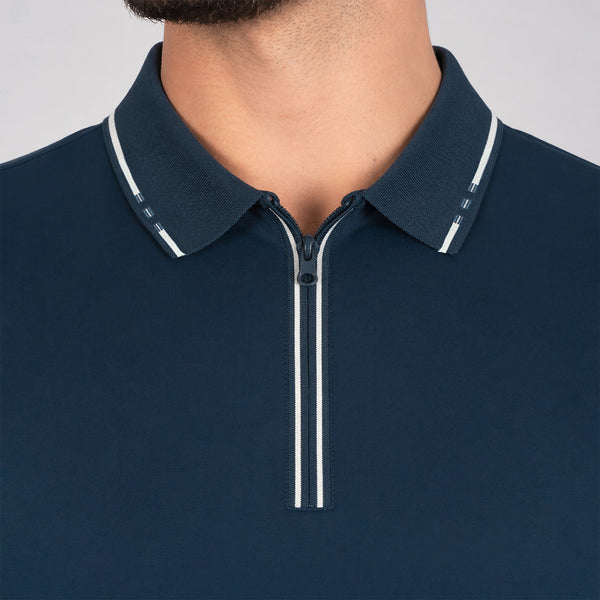 Playera Polo con Contrastes de Color y Cierre al Frente