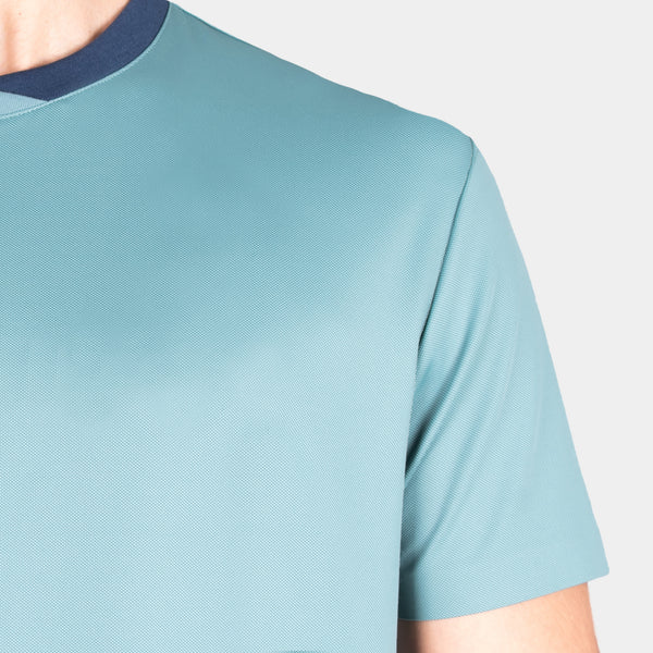 Playera Cuello Redondo con Contrastes de Color