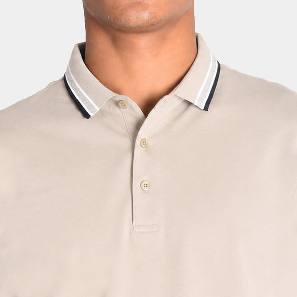 Playera Polo Manga Corta con Detalle en Rib