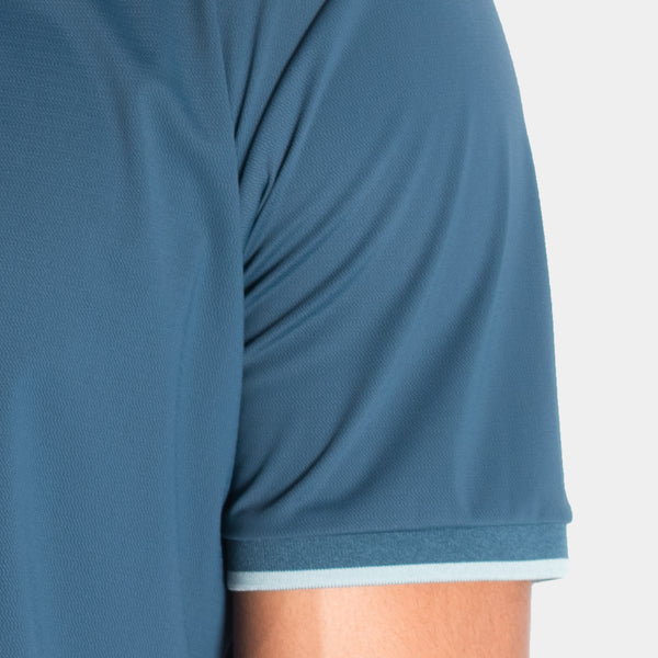 Playera Polo con Líneas de Contraste en Cuello