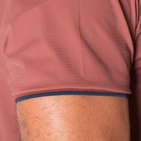Playera Polo con Líneas de Contraste en Cuello
