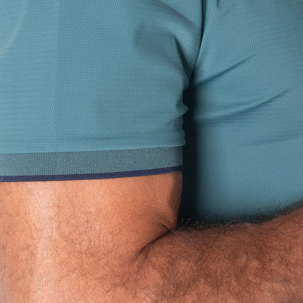Playera Polo con Líneas de Contraste en Cuello