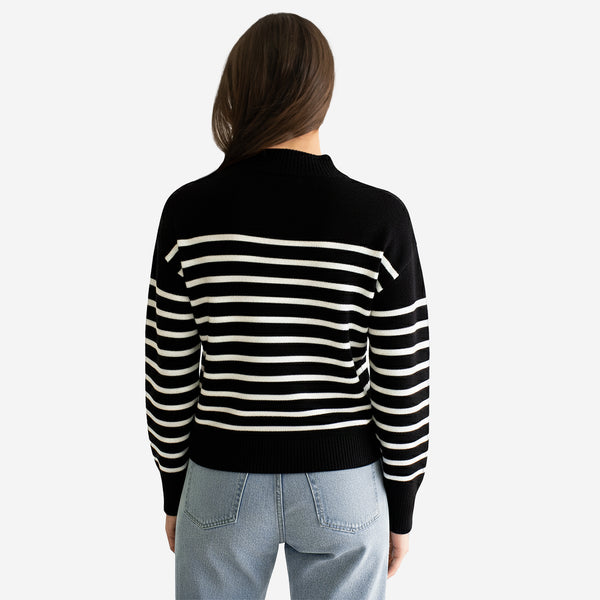 Suéter Estampado a Rayas con Apertura Lateral