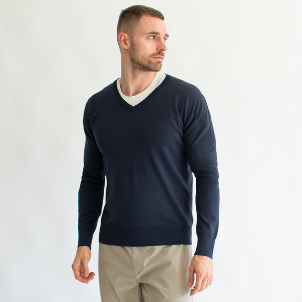 Suéter Ligero para Hombre Regular Fit – Cuello en V