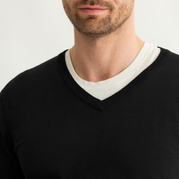 Suéter Ligero para Hombre Regular Fit – Cuello en V