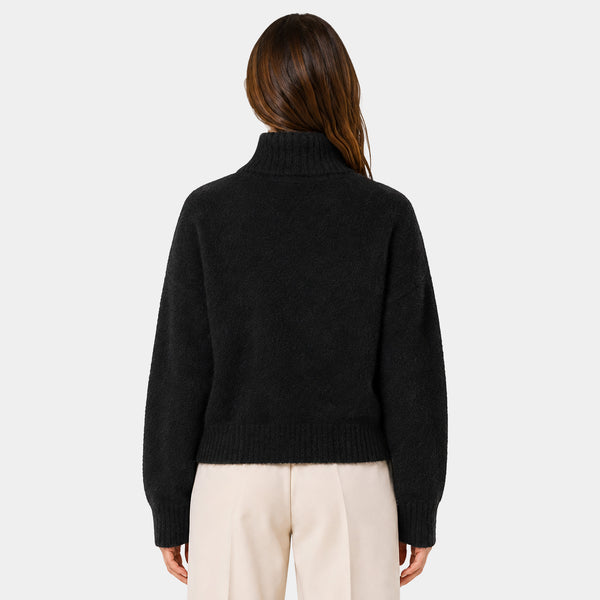 Suéter Essential Plush Turtleneck